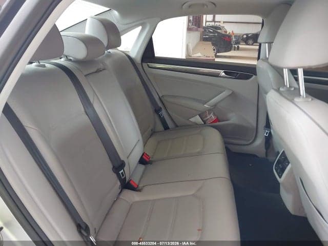 2018 VOLKSWAGEN PASSAT 2.0T SE 8