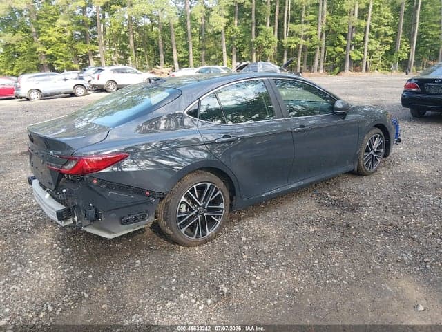 2025 TOYOTA CAMRY XLE 4