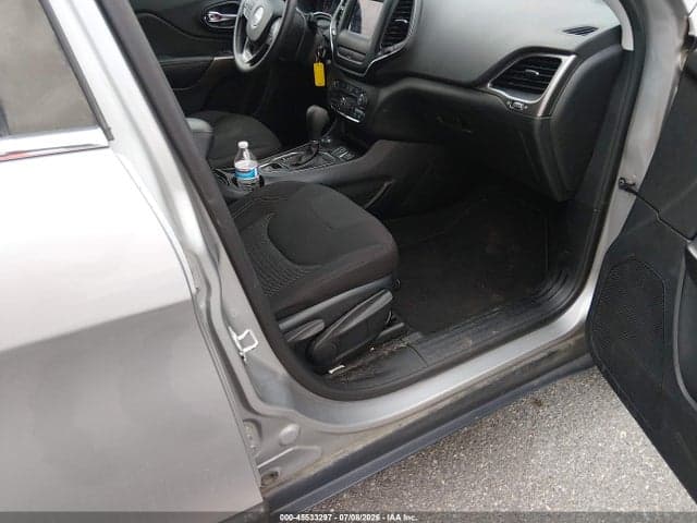 2019 JEEP CHEROKEE LATITUDE 4X4 5