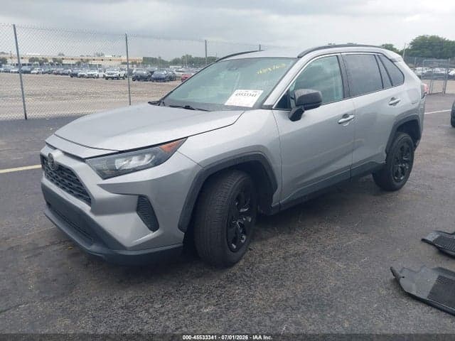 2021 TOYOTA RAV4 LE 2