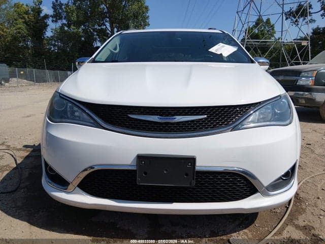 2018 CHRYSLER PACIFICA LIMITED 12