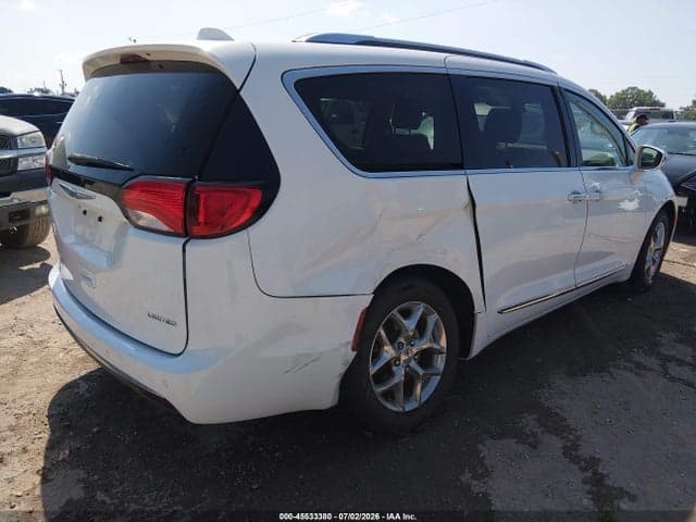 2018 CHRYSLER PACIFICA LIMITED 6