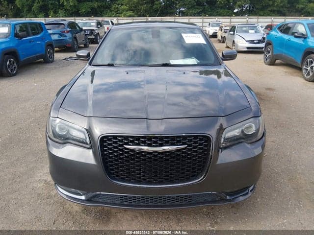 2019 CHRYSLER 300 300S AWD 6