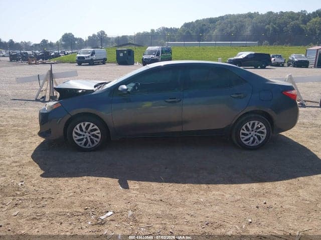 2017 TOYOTA COROLLA LE 14