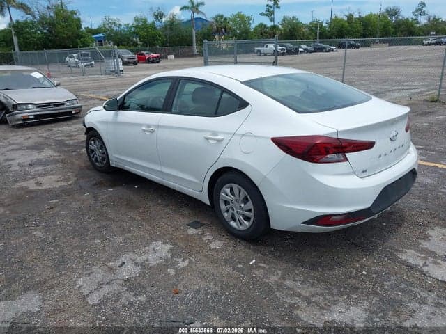 2020 HYUNDAI ELANTRA SE 3