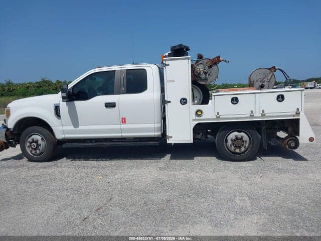2018 FORD F-350 XL/XLT 14