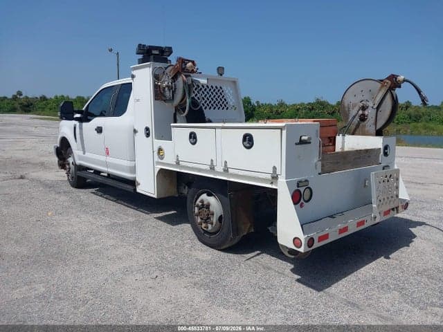 2018 FORD F-350 XL/XLT 3