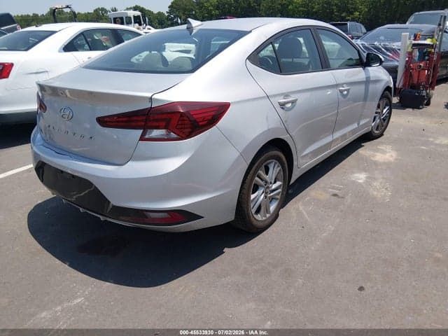2019 HYUNDAI ELANTRA SEL 4