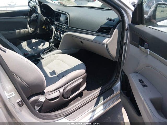 2019 HYUNDAI ELANTRA SEL 5