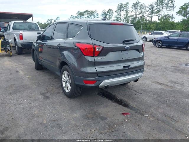 2019 FORD ESCAPE SE 3