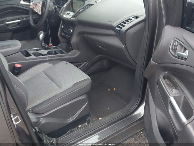 2019 FORD ESCAPE SE 5