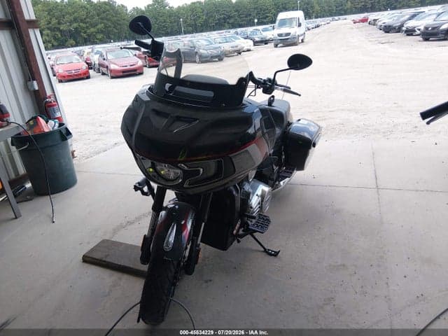 2020 INDIAN MOTORCYCLE CO. CHALLENGER 2