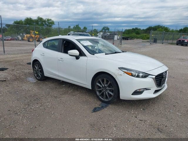 2018 MAZDA MAZDA3 TOURING - 1