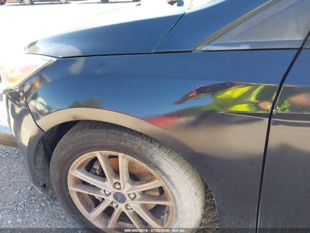 2018 FORD FOCUS SE 16