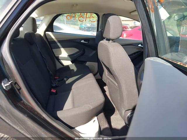 2018 FORD FOCUS SE 8