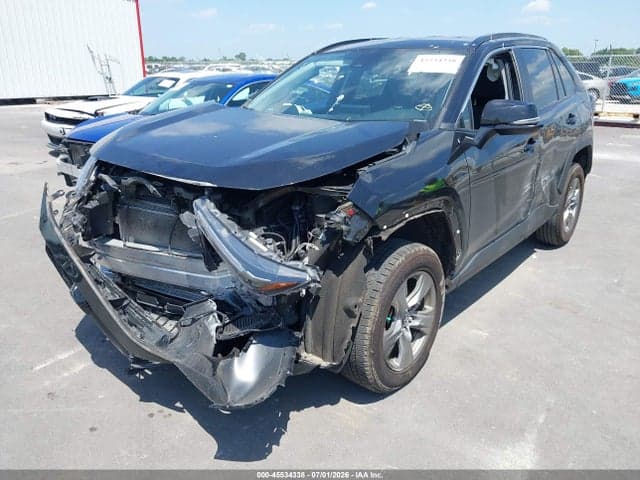 2024 TOYOTA RAV4 XLE 2