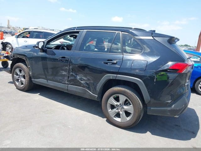 2024 TOYOTA RAV4 XLE 14