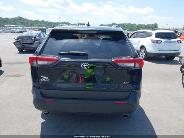 2024 TOYOTA RAV4 XLE 16