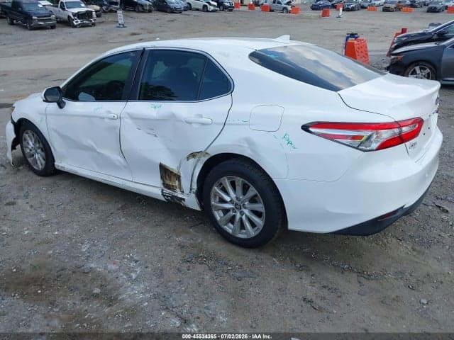 2020 TOYOTA CAMRY LE 3