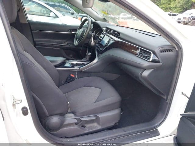 2020 TOYOTA CAMRY LE 5