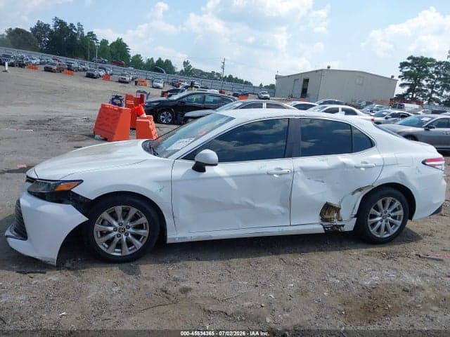 2020 TOYOTA CAMRY LE 6