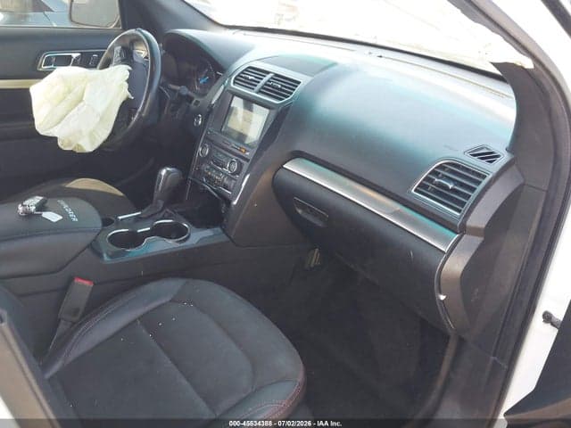 2018 FORD EXPLORER XLT 5