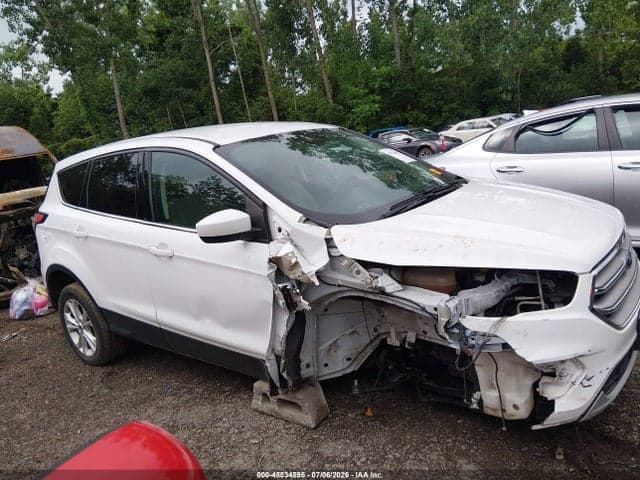 2017 FORD ESCAPE SE 14