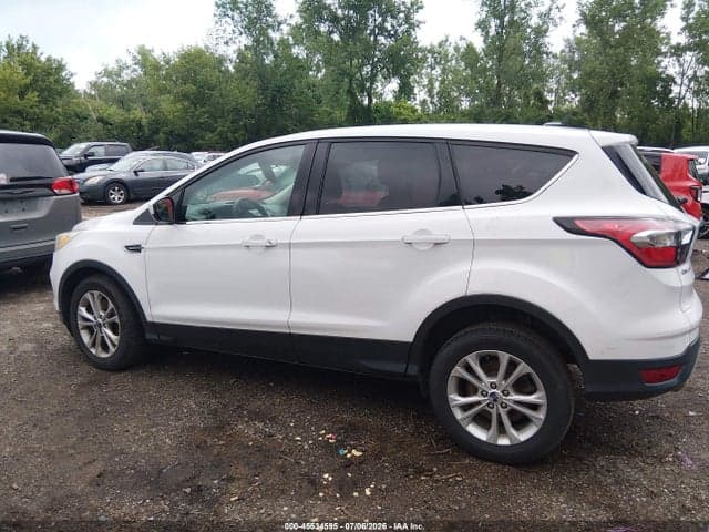 2017 FORD ESCAPE SE 15