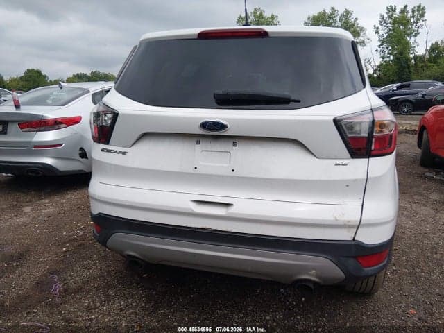 2017 FORD ESCAPE SE 17