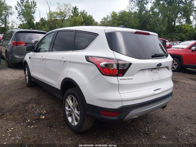 2017 FORD ESCAPE SE 3