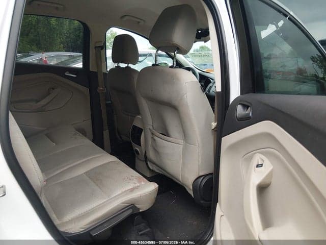 2017 FORD ESCAPE SE 8