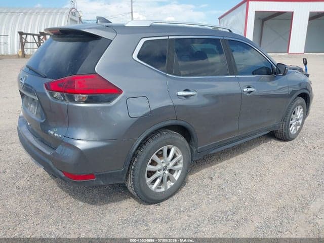 2017 NISSAN ROGUE SV 4