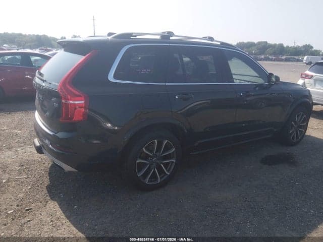 2017 VOLVO XC90 T6 MOMENTUM 5