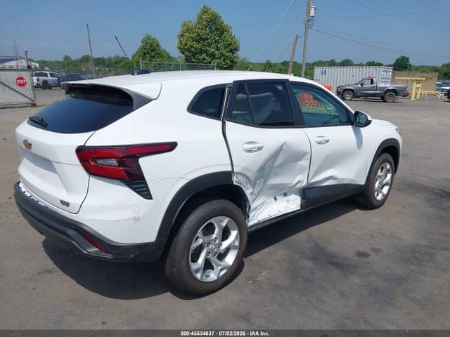 2026 CHEVROLET TRAX FWD LS 4