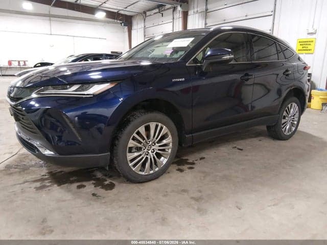 2021 TOYOTA VENZA XLE 2