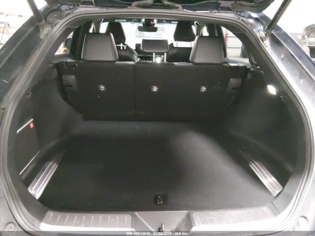 2021 TOYOTA VENZA XLE 17