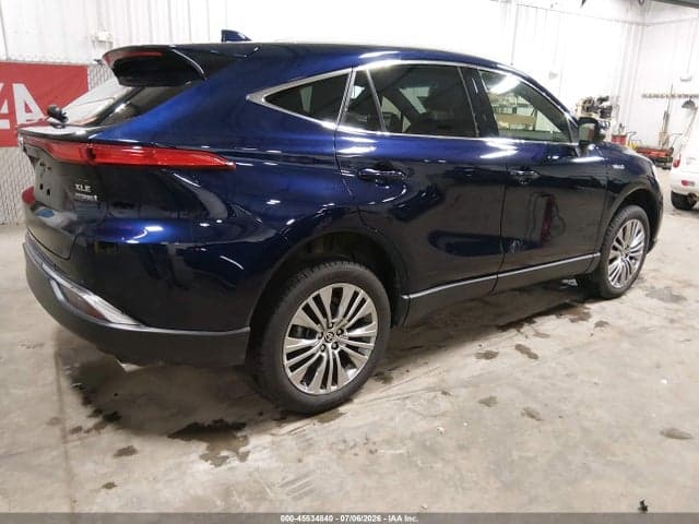 2021 TOYOTA VENZA XLE 4