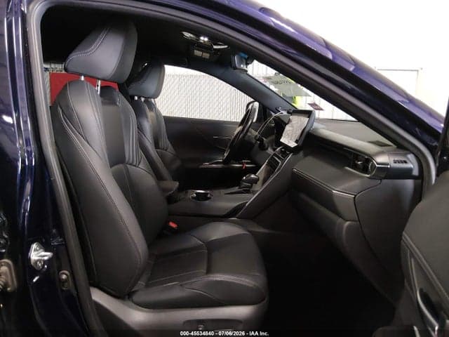 2021 TOYOTA VENZA XLE 5