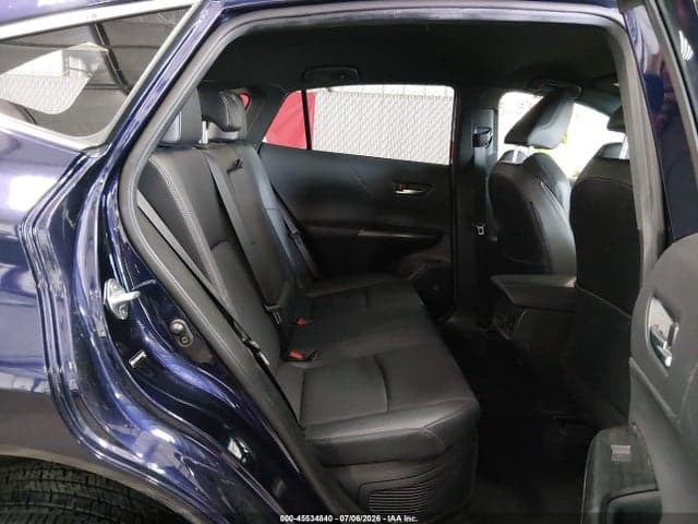 2021 TOYOTA VENZA XLE 8