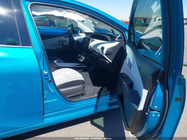 2019 TOYOTA PRIUS PRIME PLUS 5
