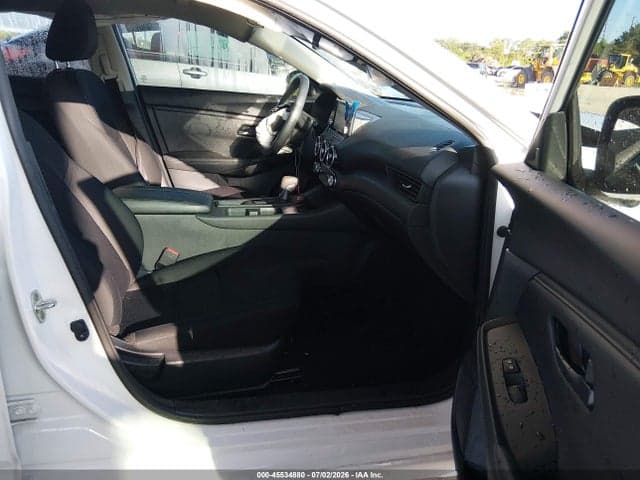 2024 NISSAN SENTRA S XTRONIC CVT 5