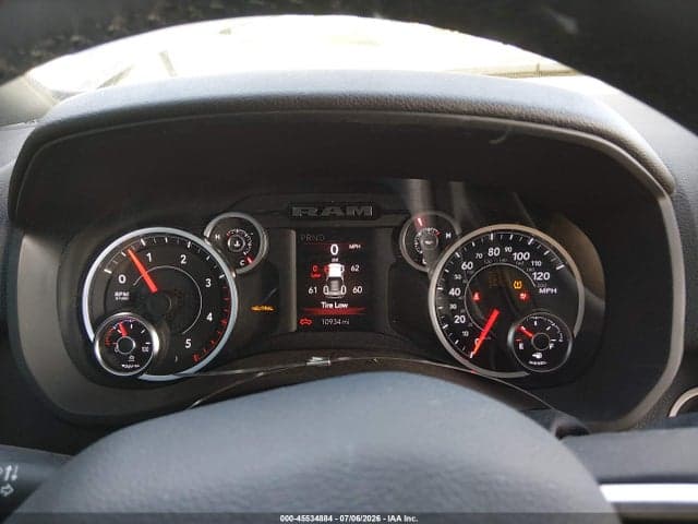 2025 RAM 2500 BIG HORN 4X4 6'4 BOX 7