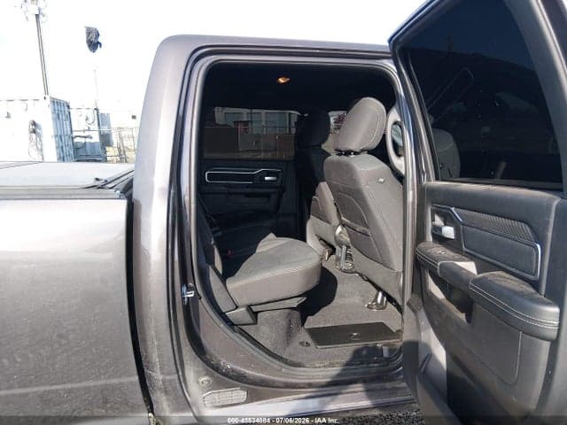 2025 RAM 2500 BIG HORN 4X4 6'4 BOX 8