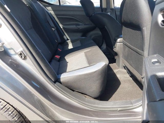 2024 NISSAN VERSA 1.6 SV 8