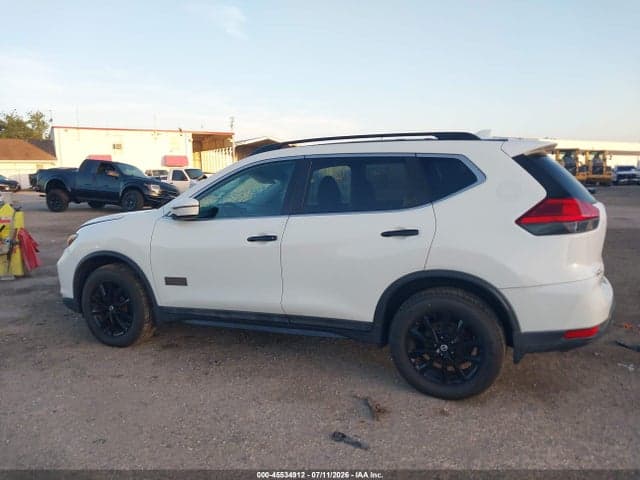 2017 NISSAN ROGUE SV 14