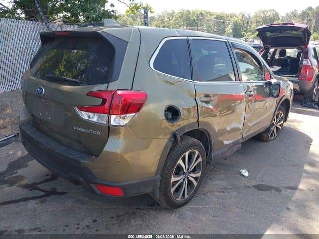 2022 SUBARU FORESTER LIMITED 4