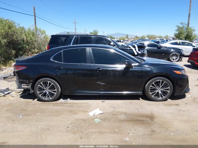 2019 TOYOTA CAMRY SE 12