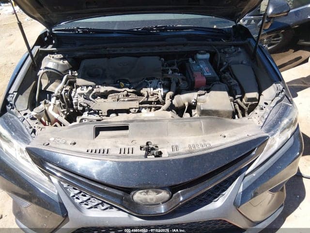 2019 TOYOTA CAMRY SE 10