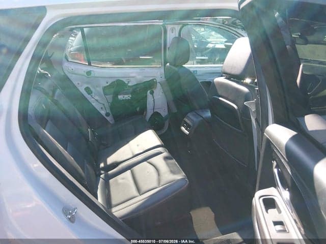 2022 GMC TERRAIN AWD AT4 8