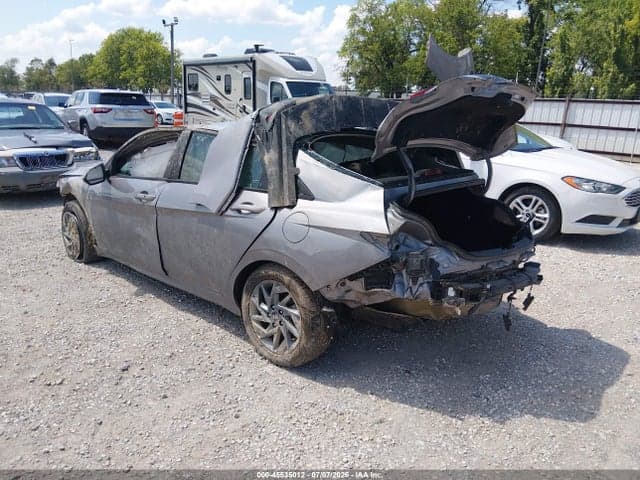 2024 HYUNDAI ELANTRA SEL 3